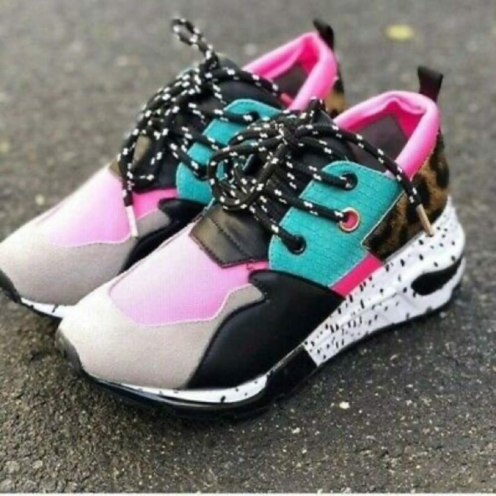 Steve Madden Sneakers